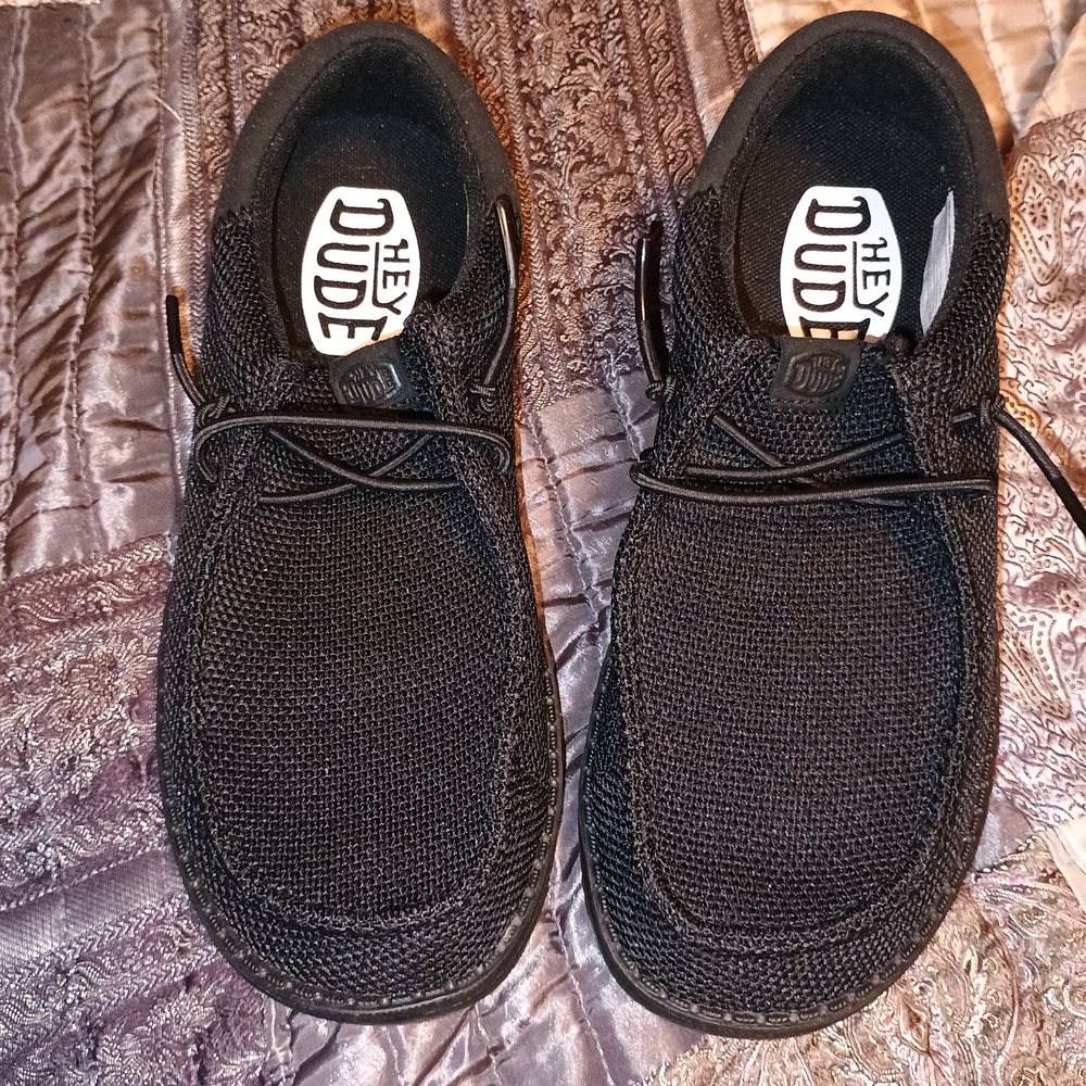 Hey Dude Black Loafers Slip-Ons Casual Comfort
